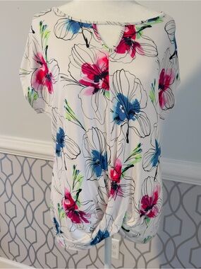 Apt 9 Floral Knotted Blouse Top Pullon SZ M Cap Sleeve Keyhole White Pink Blue